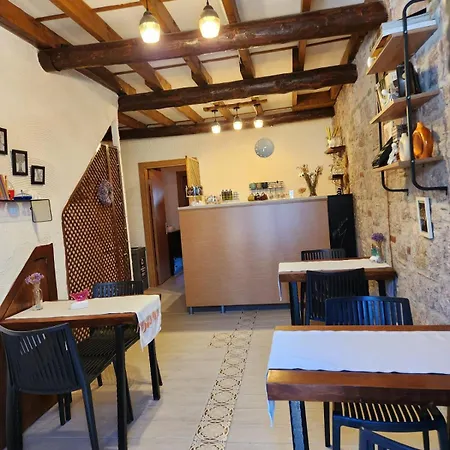 Azra Homestay Kucukkoy (Marmara)